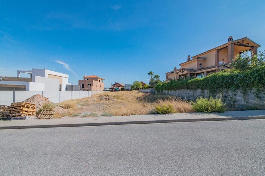 Terreno en Dílar, Granada en venta - Foto del edificio - Imagen 3 de 14