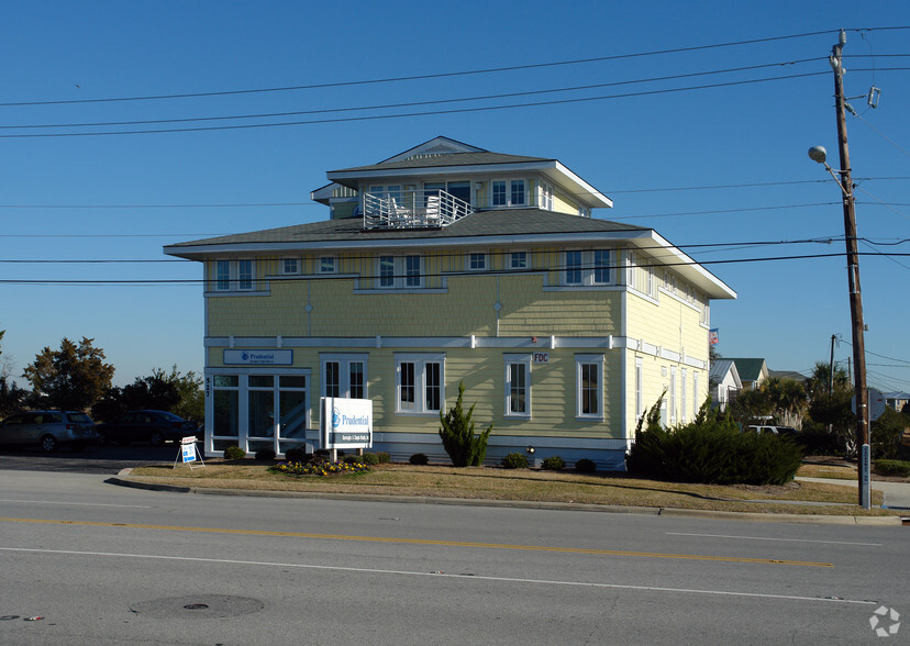 527 Causeway Dr, Wrightsville Beach, NC en alquiler - Foto del edificio - Imagen 3 de 4