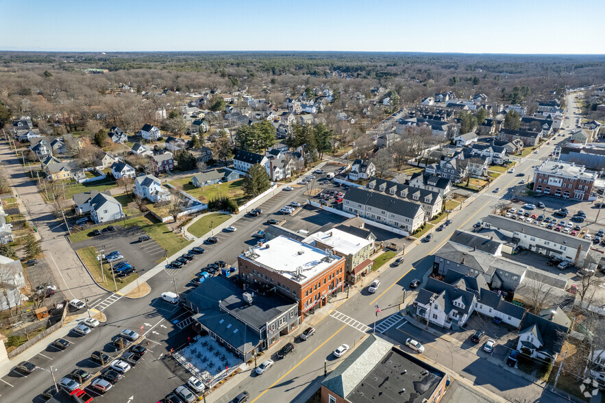 127-129 N Main St, Mansfield, MA en alquiler - Vista aérea - Imagen 3 de 7