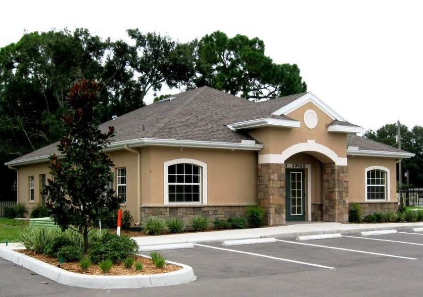 13630-13632 W Hillsborough Ave, Tampa, FL en venta - Foto del edificio - Imagen 1 de 20