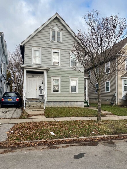 164-164 1/2 Cady St, Rochester, NY en venta - Foto del edificio - Imagen 2 de 2