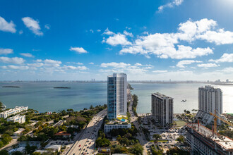 601 NE 36th St, Miami, FL - VISTA AÉREA  vista de mapa - Image1