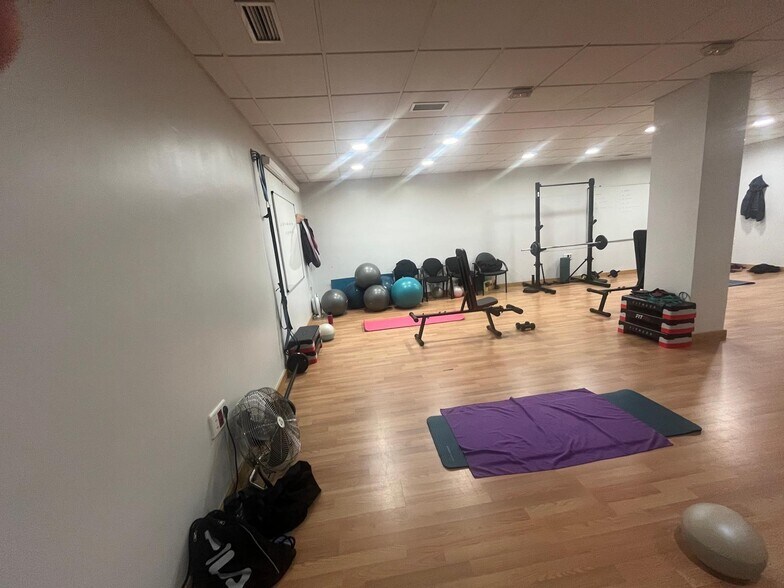 Local en Cáceres, Cáceres en alquiler - Foto del edificio - Imagen 3 de 29