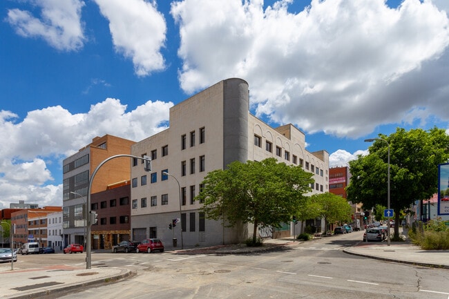 Más detalles de Calle de Albasanz, 34, Madrid - Oficina en venta