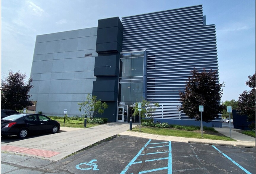 26700 Lahser Rd, Southfield, MI en alquiler - Foto del edificio - Imagen 1 de 1