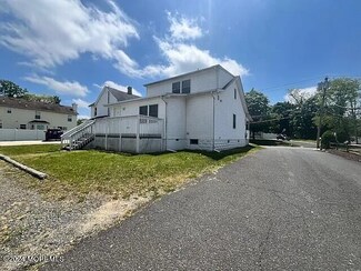 Más detalles de 12 Wood Ave, Englishtown, NJ - Flex en venta
