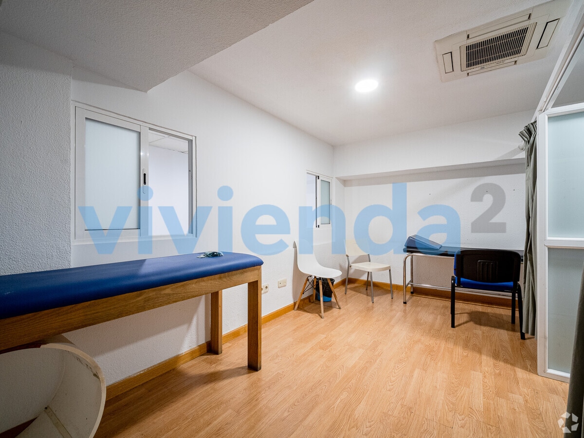 Madrid, MAD 28020 - Unidad Puerta 02 - - Foto del interior - Image 2 of 12