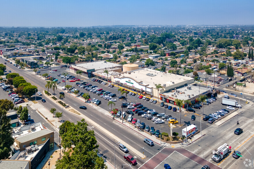 15101-15215 Atlantic Ave, Compton, CA en alquiler - Foto del edificio - Imagen 3 de 6