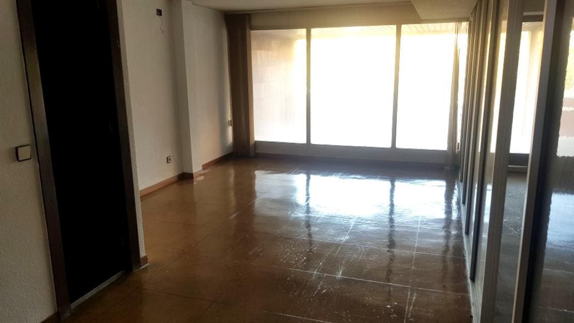 Montcada i Reixac, BAR 08110 - Unidad 01 -  - Plano de la planta - Image 1 of 4