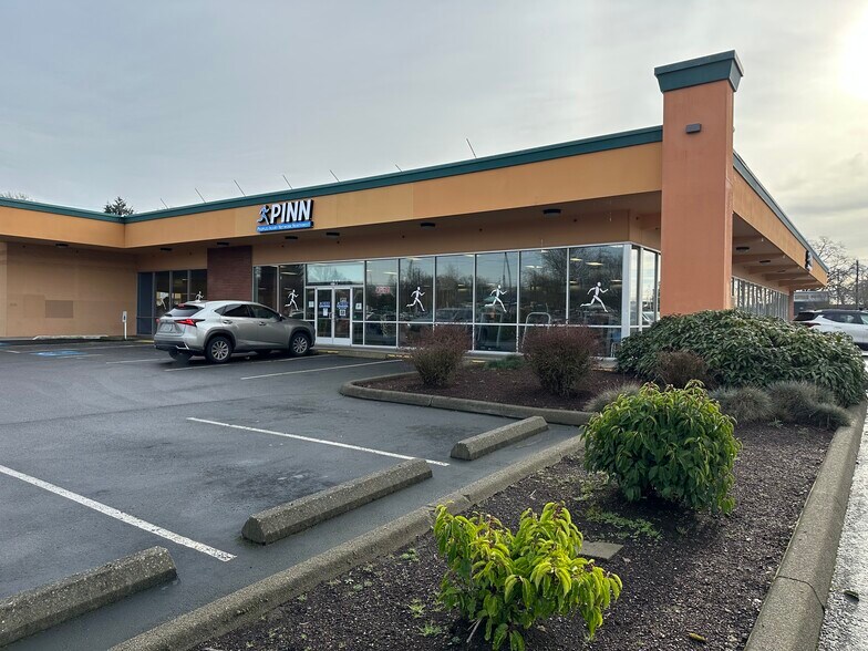 Lakewood Square Neighborhood Center cartera de 5 inmuebles en venta en LoopNet.es - Foto del edificio - Imagen 3 de 7