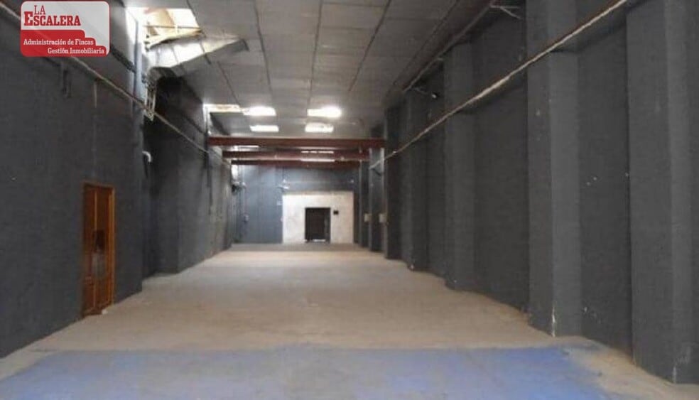 Nave en Alcoy, Alicante en venta - Foto del interior - Imagen 2 de 5
