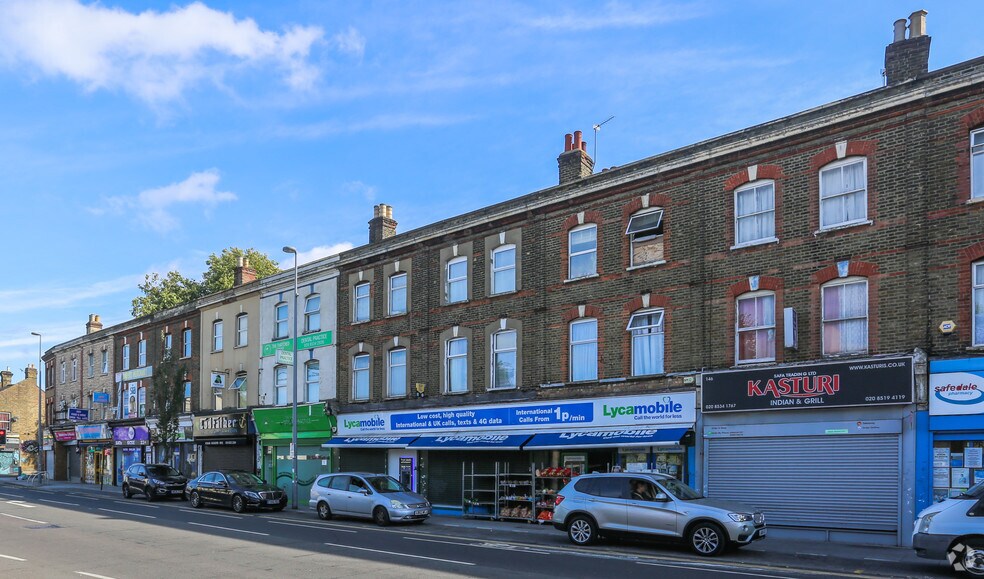 148-152 High Road Leytonstone, London en venta - Foto del edificio - Imagen 2 de 2