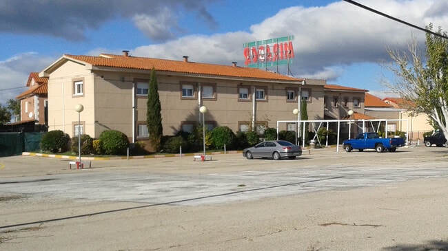 Más detalles de Paseo Ermita, 55, Pedrezuela - Hoteles y hospedaje en venta