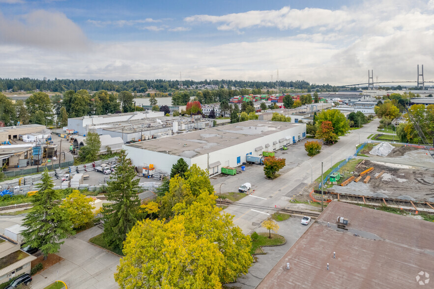 780 Derwent Way, Delta, BC en alquiler - Foto del edificio - Imagen 3 de 3