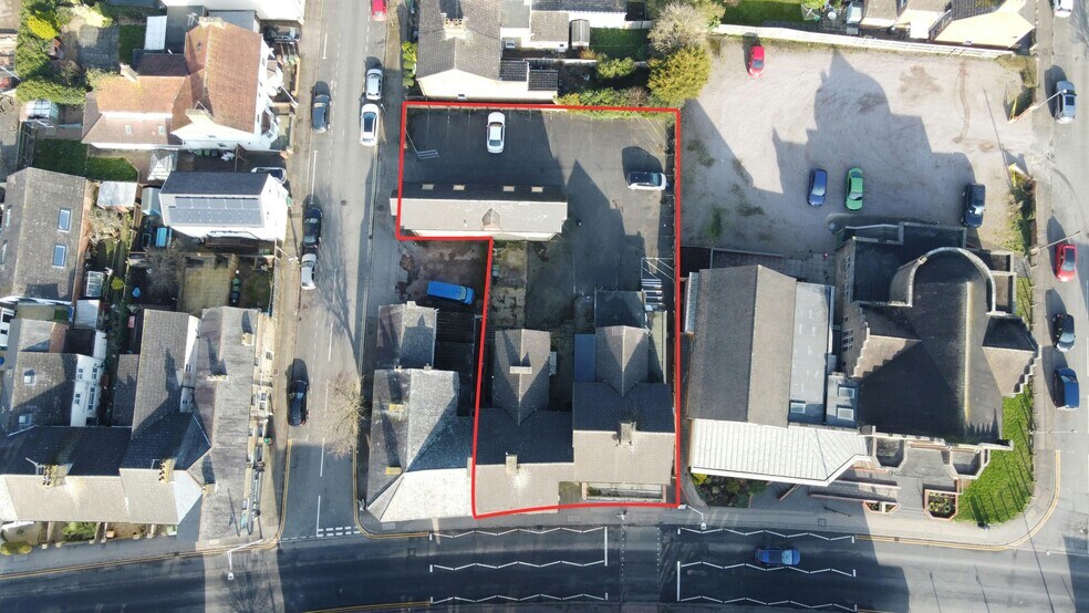 63-65, 67 & 69 Oundle Road cartera de 3 inmuebles en venta en LoopNet.es - Foto del edificio - Imagen 3 de 11