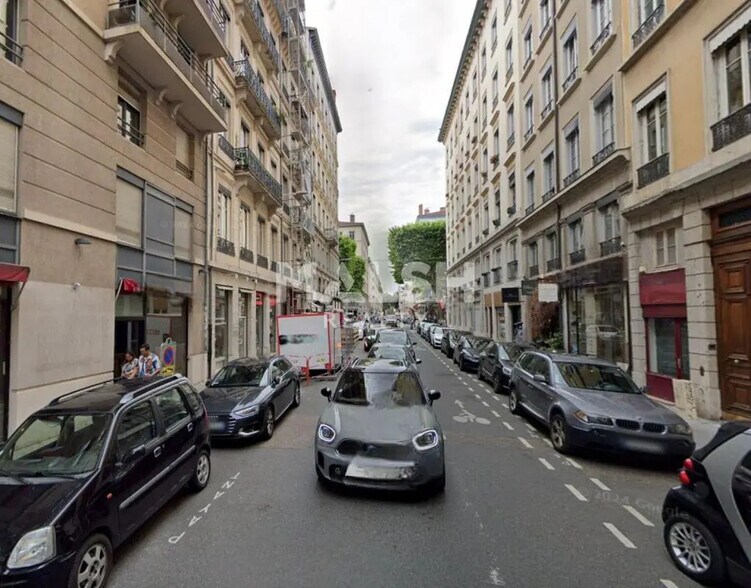 Local en Lyon en alquiler - Foto del edificio - Imagen 2 de 4