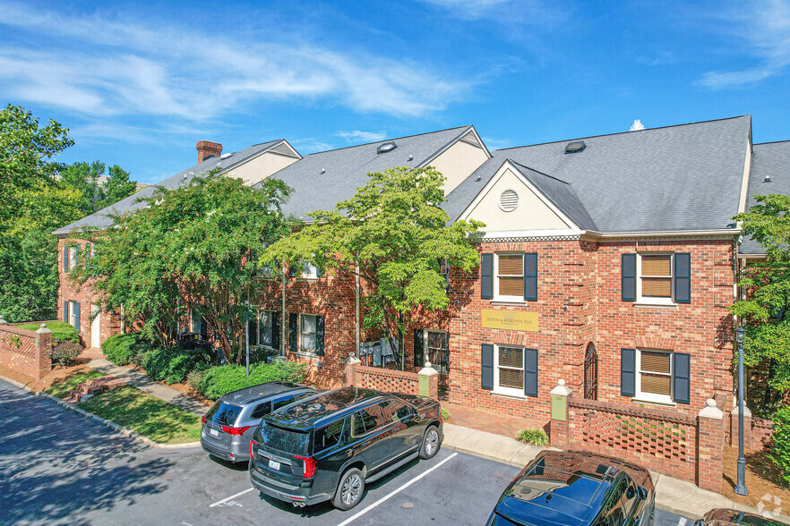 216 N Mcdowell St, Charlotte, NC en venta - Foto principal - Imagen 1 de 42