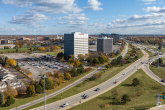 18000 W 9 Mile Rd, Southfield, MI - vista aérea  vista de mapa