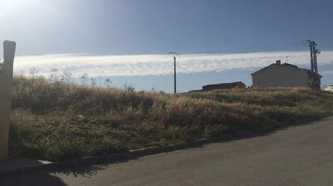 Más detalles de Calle de Calderón de la Barca, 2-4, Campo Real - Terreno en venta