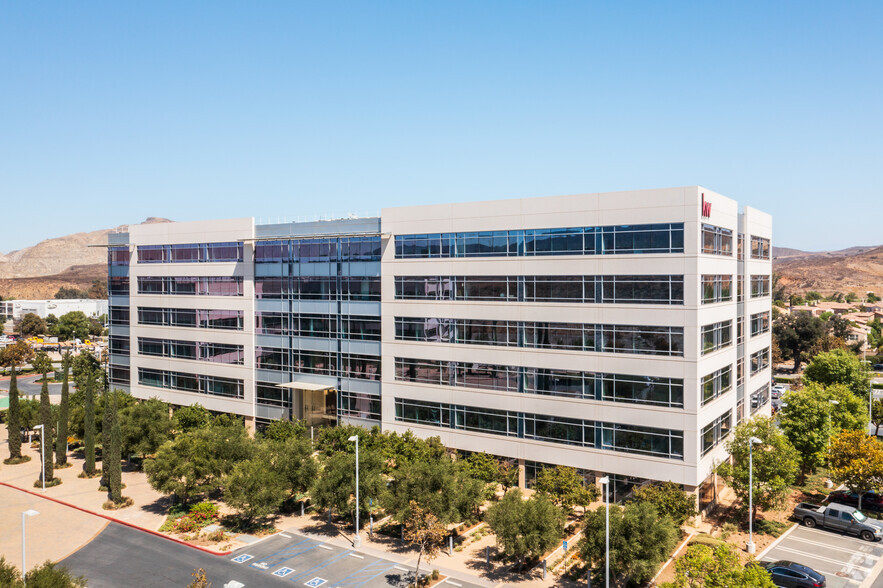 4160 Temescal Canyon Rd, Corona, CA en alquiler - Foto del edificio - Imagen 1 de 19