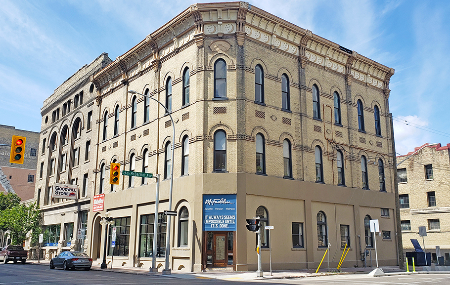 72 Princess St, Winnipeg, MB en alquiler Foto del edificio- Imagen 1 de 16