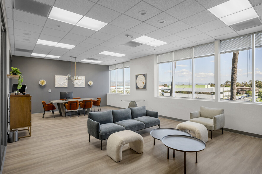 10 Corporate Park, Irvine, CA en alquiler - Matterport 3D Scan - Imagen 2 de 14