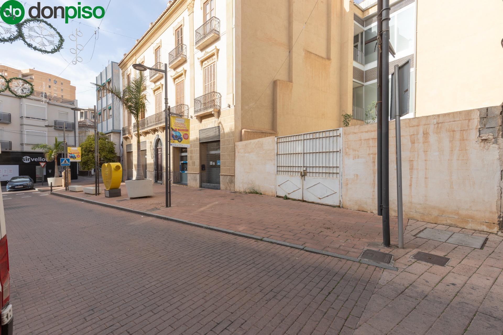 Plaza Javier de Burgos, 4, Motril, Granada en venta Foto principal- Imagen 1 de 20