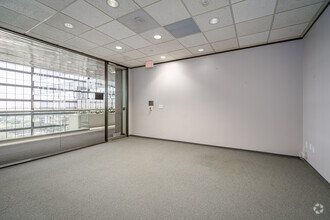 10777 Westheimer Rd, Houston, TX en alquiler Foto del interior- Imagen 2 de 9