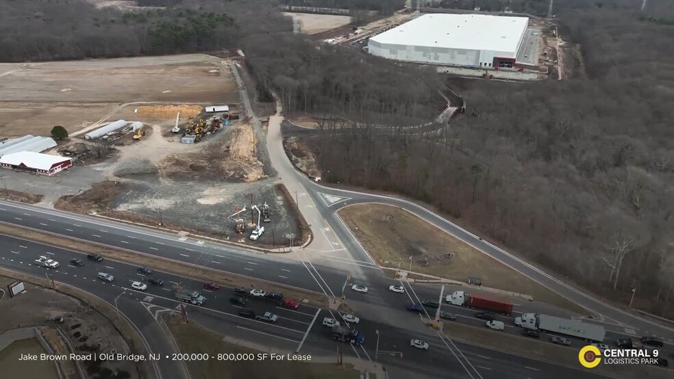 Jake Brown Rd, Old Bridge, NJ en alquiler - Vídeo de anuncio comercial - Imagen 2 de 5