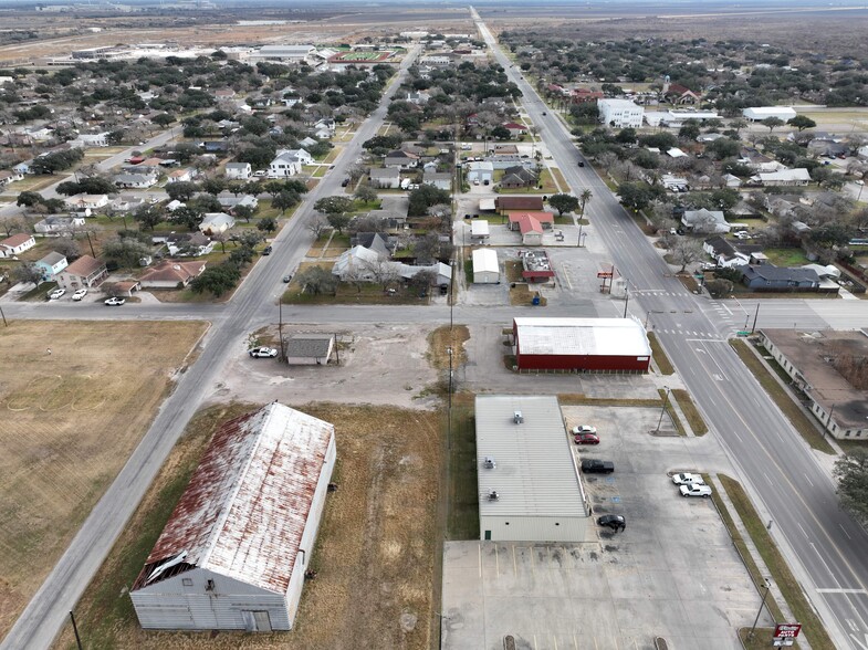 518 E Market, Sinton, TX en venta - Foto del edificio - Imagen 3 de 6