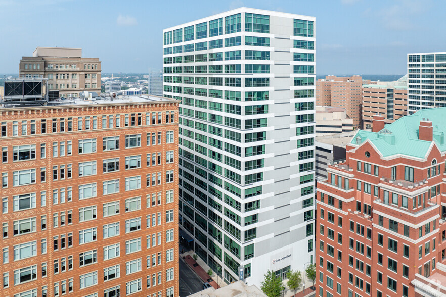 300 Throckmorton St, Fort Worth, TX en alquiler - Foto del edificio - Imagen 1 de 30