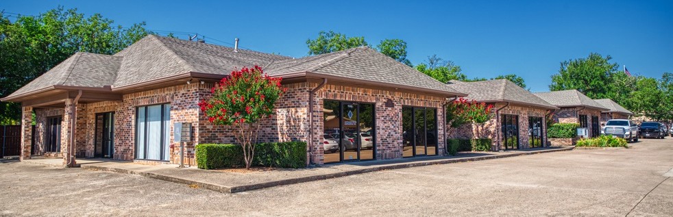 206 Elm St, Lewisville, TX en alquiler - Foto del edificio - Imagen 3 de 6