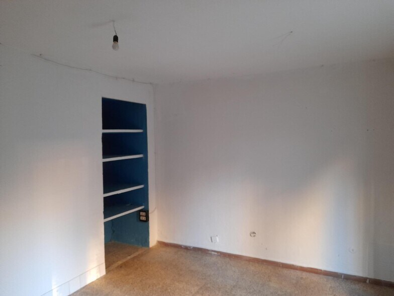 Local en Cáceres en venta - Foto del edificio - Imagen 1 de 7