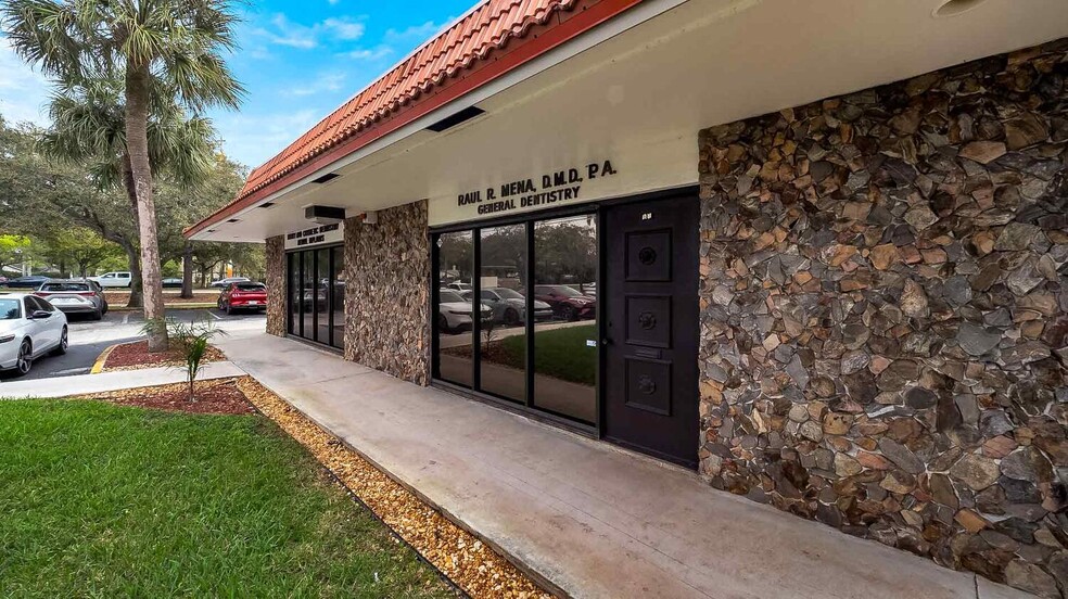 201 N University Dr, Plantation, FL en venta - Foto del edificio - Imagen 1 de 20