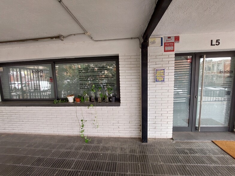 Carrer Artesania, 100, Barcelona, Barcelona en alquiler - Foto del edificio - Imagen 2 de 2