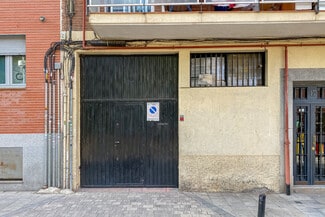 Más detalles de Calle de Veza, 47, Madrid - Edificio residencial​ en venta