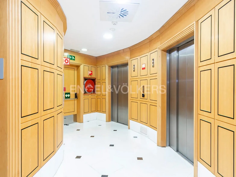 Oficina en Barcelona en alquiler - Vestíbulo - Imagen 3 de 3