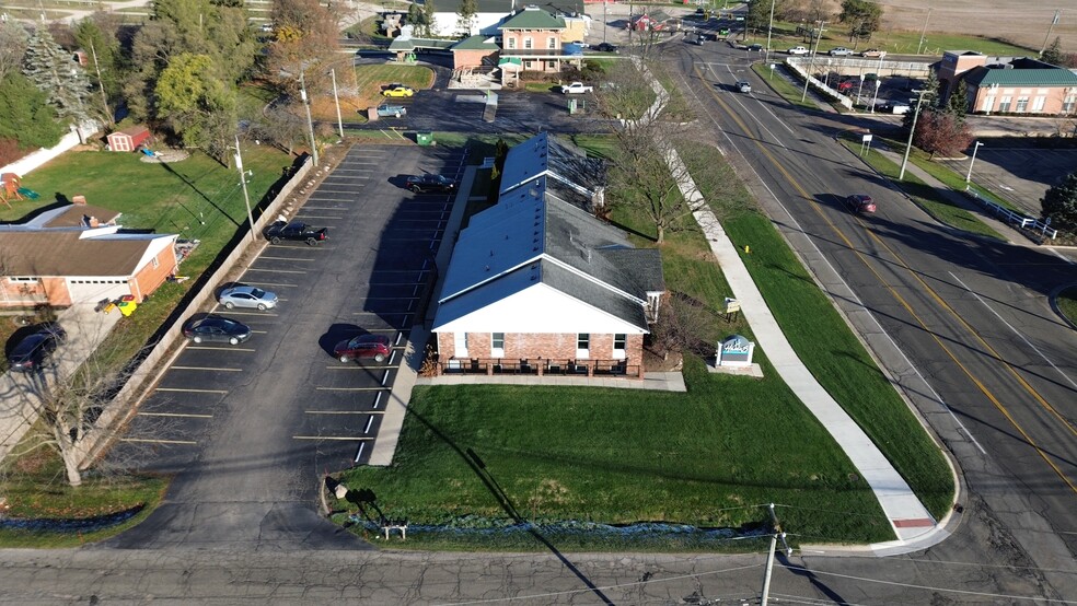 64821-64845 Van Dyke ave, Washington, MI en alquiler - Foto del edificio - Imagen 3 de 9