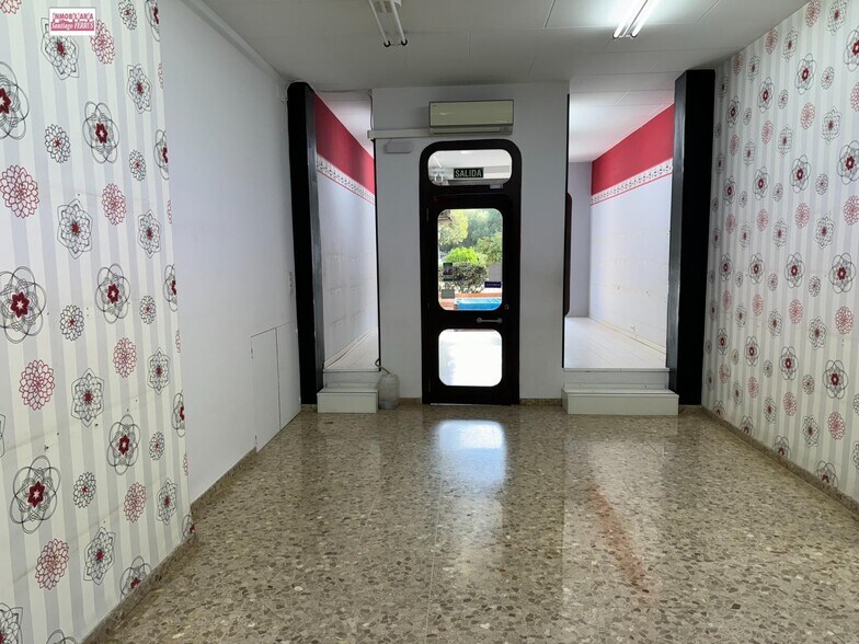 Local en Almussafes, Valencia en alquiler - Foto del edificio - Imagen 3 de 8