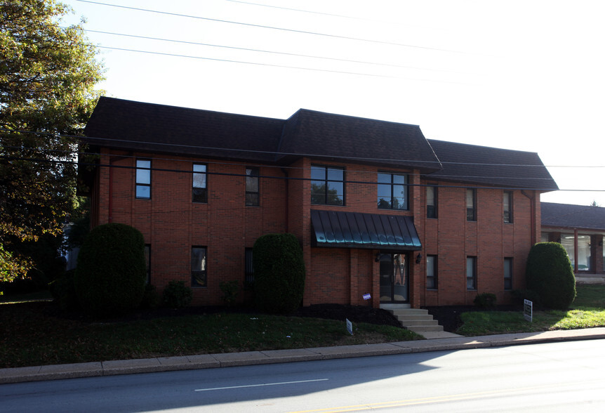 709 Easton Rd, Willow Grove, PA en alquiler - Foto del edificio - Imagen 2 de 4