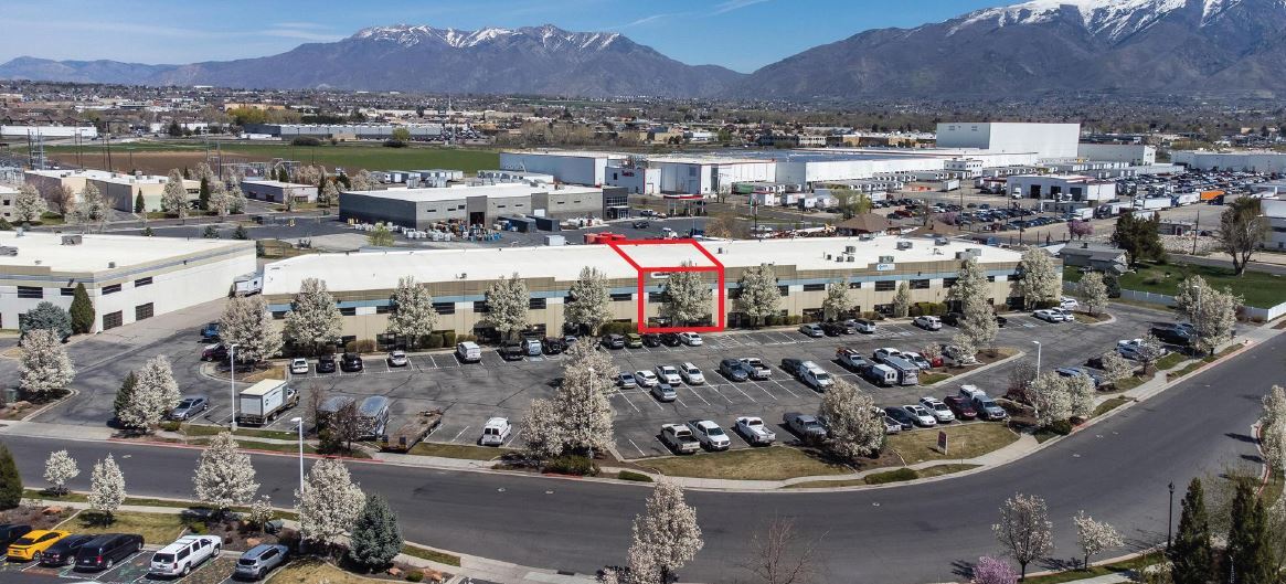 334 N Marshall Way, Layton, UT en venta Foto del edificio- Imagen 1 de 16