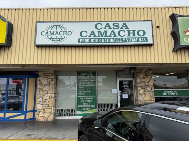 901-1039 Truman St, San Fernando, CA en alquiler - Foto del edificio - Imagen 2 de 6