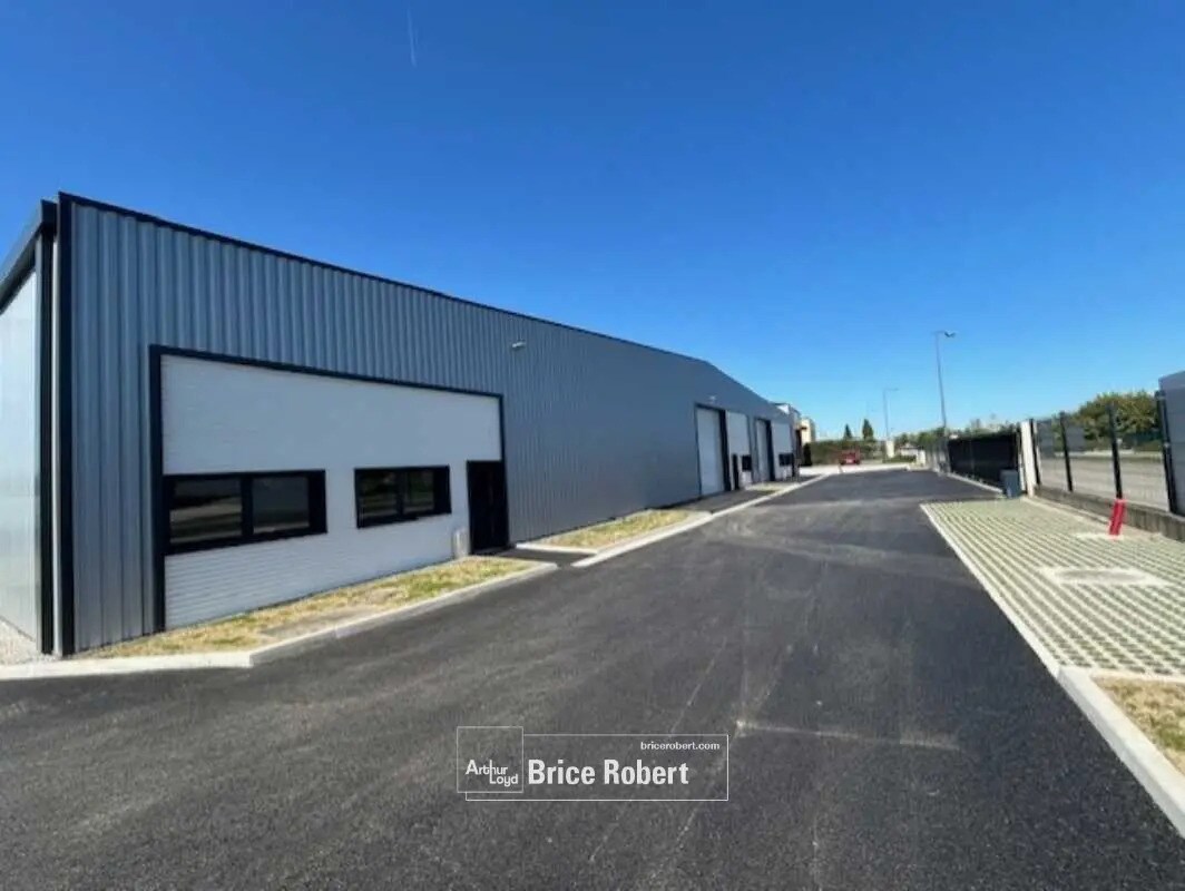 Oficina en Genas en alquiler Foto del edificio- Imagen 1 de 2