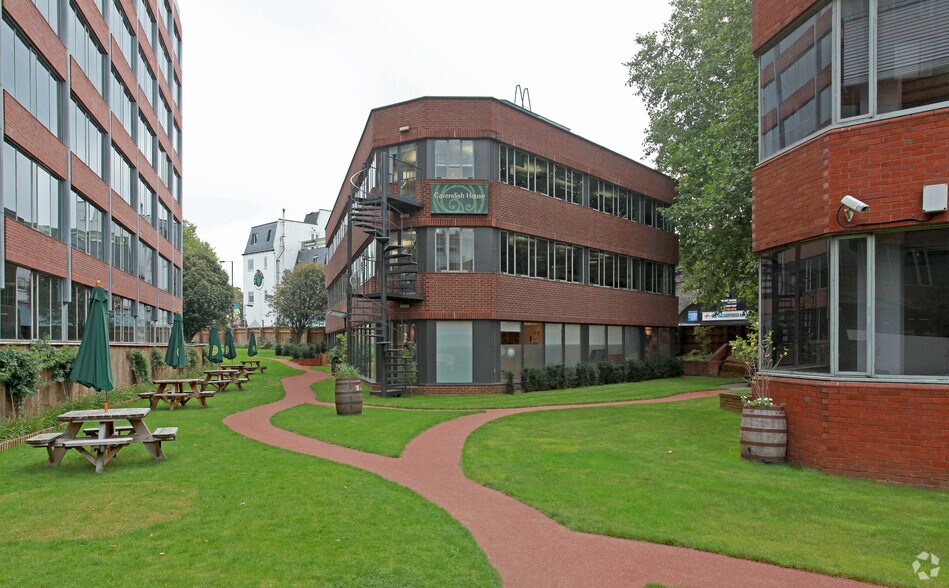 69-79 Fulham High St, London en alquiler - Foto del edificio - Imagen 1 de 4