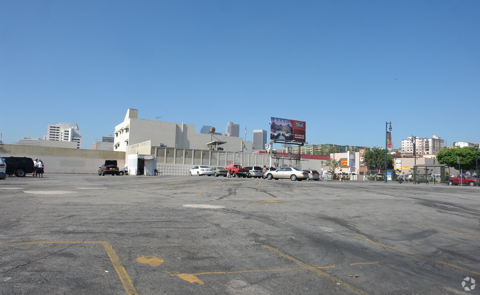 774 N Broadway, Los Angeles, CA en venta - Foto del edificio - Imagen 2 de 6