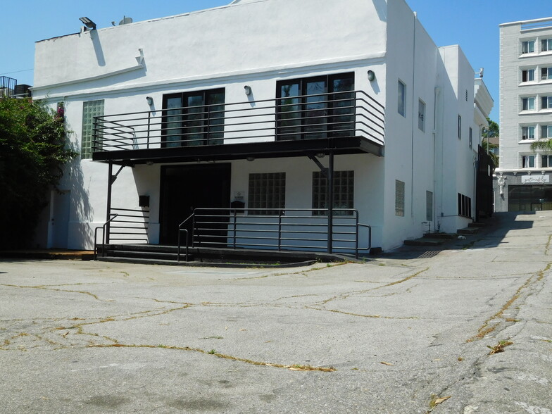 1952 N Cahuenga Blvd, Los Angeles, CA en alquiler - Foto del edificio - Imagen 3 de 74