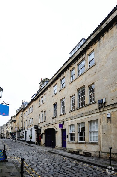 4 Queen St, Bath en alquiler - Foto del edificio - Imagen 3 de 4