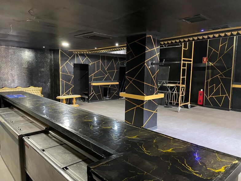 Local en Alcalá de Henares, Madrid en venta - Foto del interior - Imagen 3 de 4