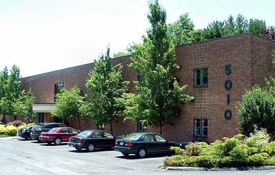 5010 E Trindle Rd, Mechanicsburg, PA en alquiler - Foto del edificio - Imagen 1 de 18