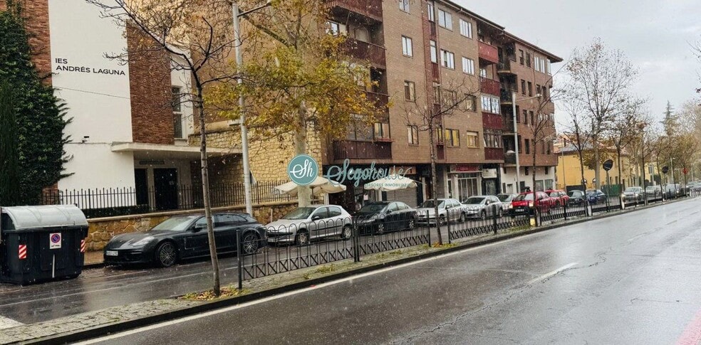 Local en Segovia, Segovia en alquiler - Foto del edificio - Imagen 1 de 4